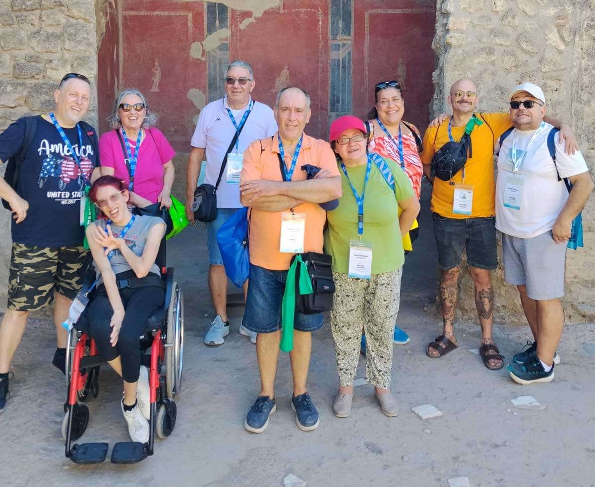 Arianna Giuliano (bottom left) with other Fede e Luce pilgrims in Pompei